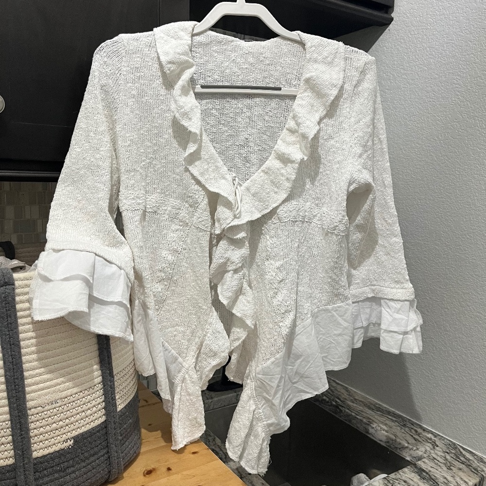 Cupio women’s top.  Size XL juniors.